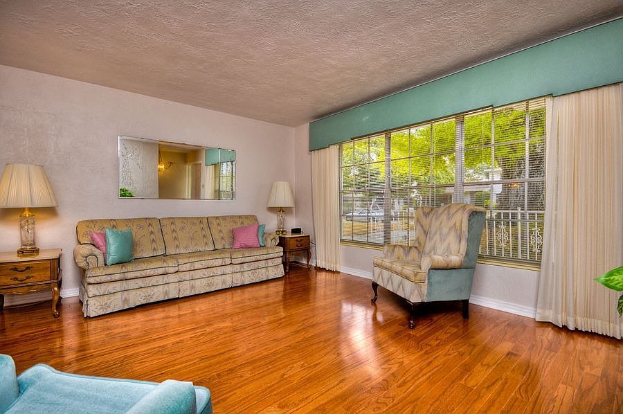 8609 Grandview Dr, Temple Terrace, FL 33617 Zillow