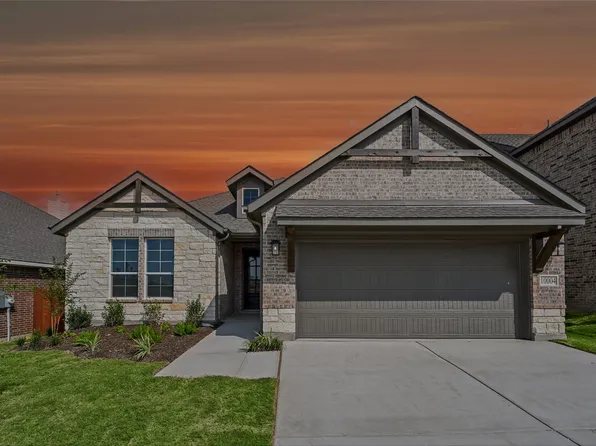 10004 Birchpoint Dr, Fort Worth, TX 76108