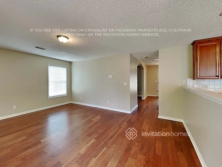 3026 Lincoln Log Way — Photo 6