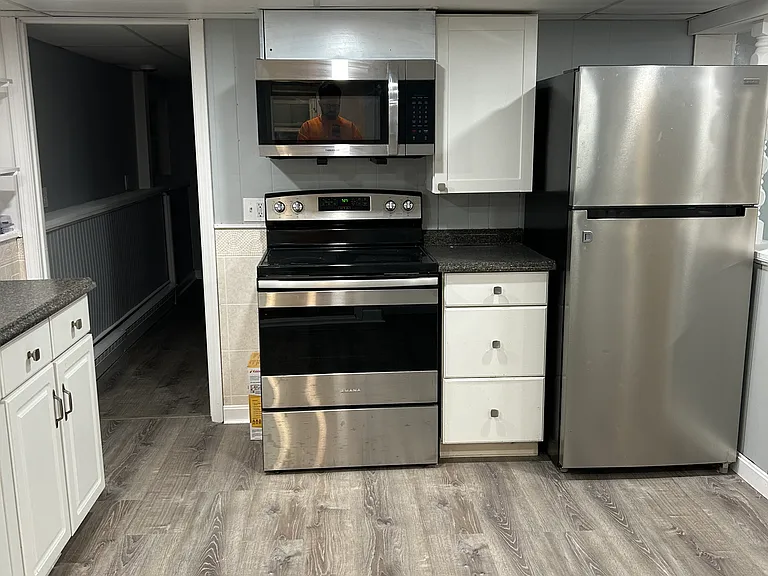 8 Brian Ave #2 — Photo 13