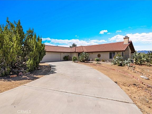 4th image of 8802 Rubidoux Ave