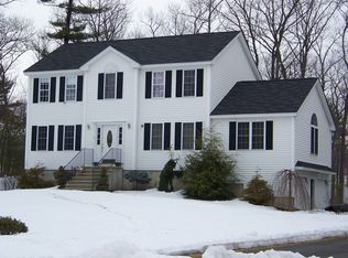 2 Barberry St, Hooksett, NH 03106