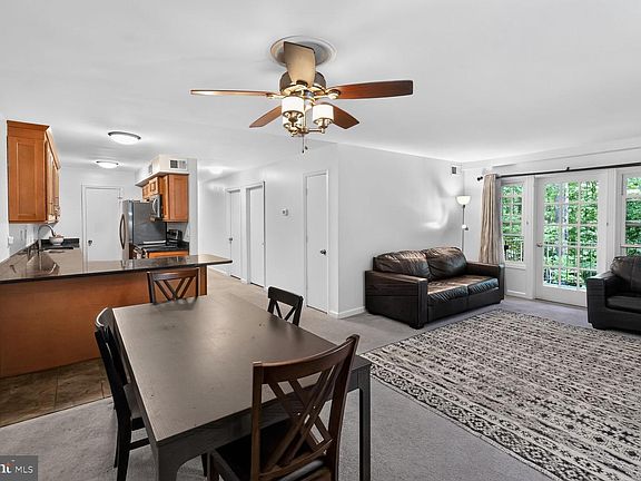 4th image of 5900 Kingsford Rd APT C