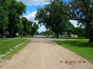 441 2nd St SW, Winnebago, MN 56098