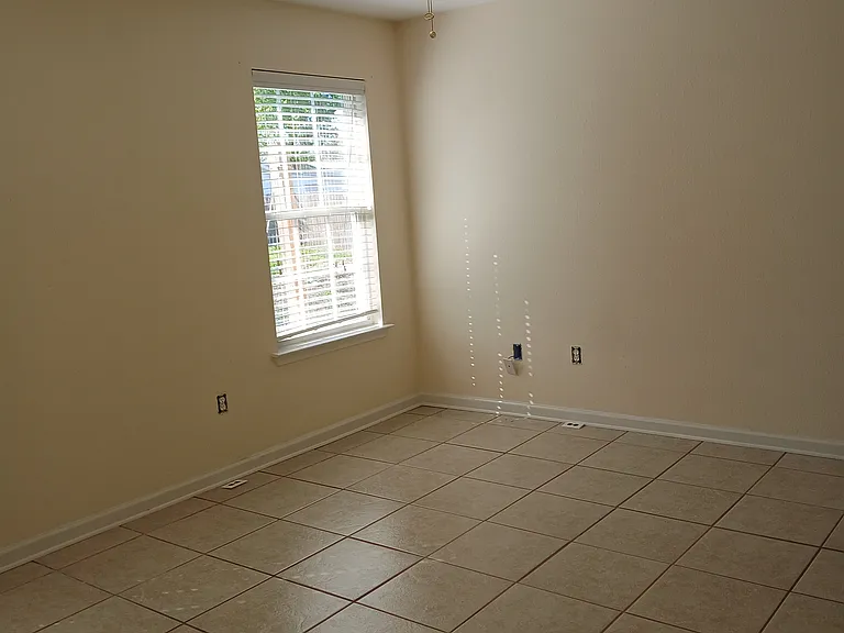 2514 Shady Oak Ct #B — Photo 18