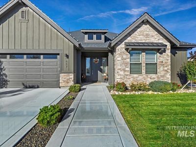 687 S Short Ln, Eagle, ID, 83616