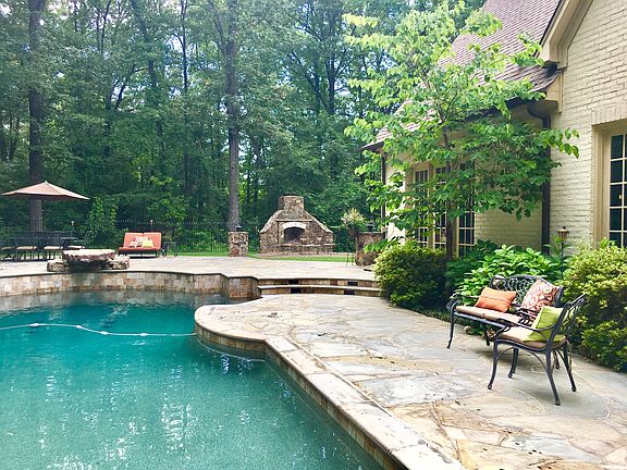 4th image of 9235 Dogwood Rd