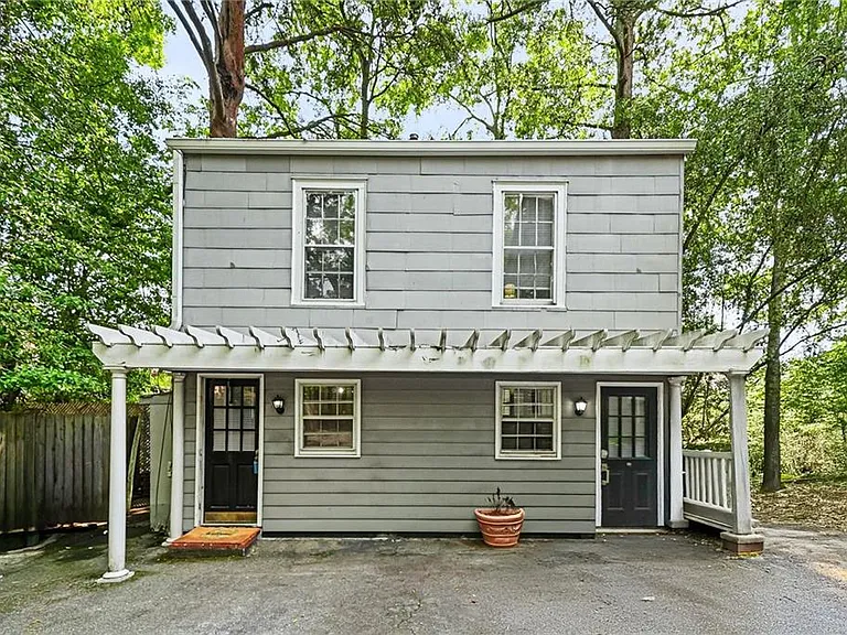 3635 Cantrell Rd NE #4 — Photo 1