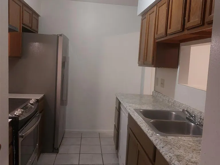 8151 Misty Ridge Ln — Photo 9