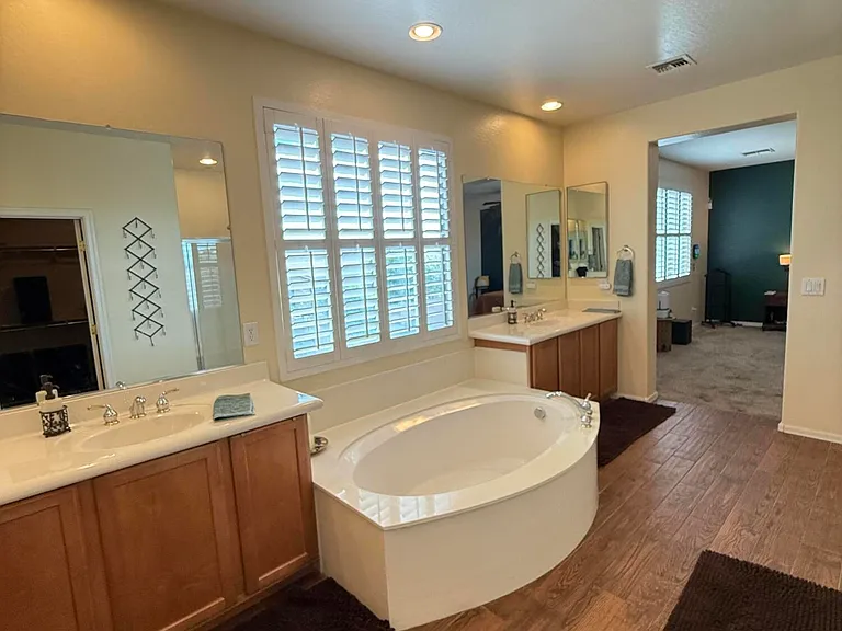 2245 W Clearview Trl — Photo 6