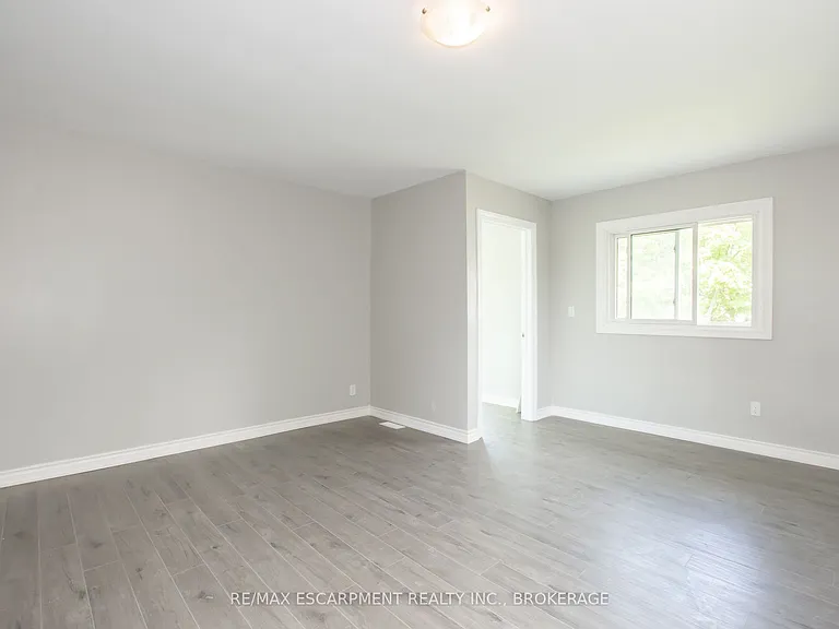 2 Wolfdale Pl #MAIN — Photo 20