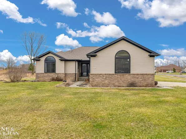 354 Pheasant Dr, Capac, MI 48014