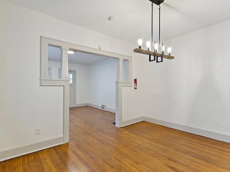 427 N Bancroft St — Photo 8