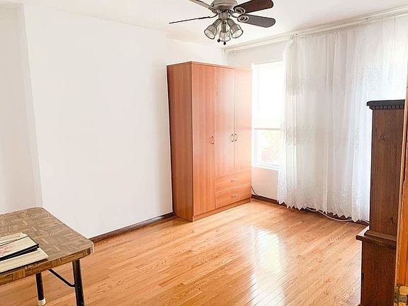 5th image of 679 Leonard St Floor 2