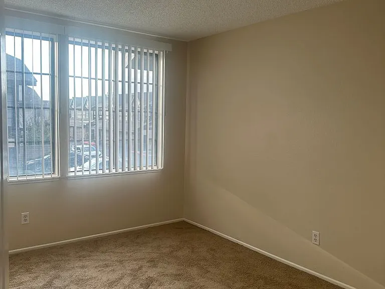 14430 Pickwick Ln — Photo 31