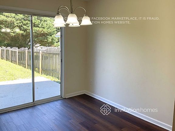 4th image of 310 Holton Dr
