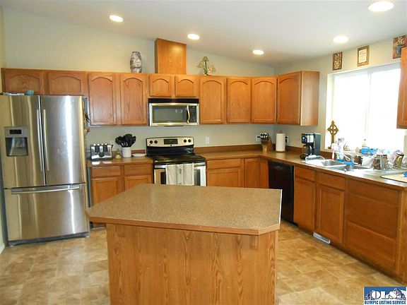 4th image of 43 Mar Vista Way