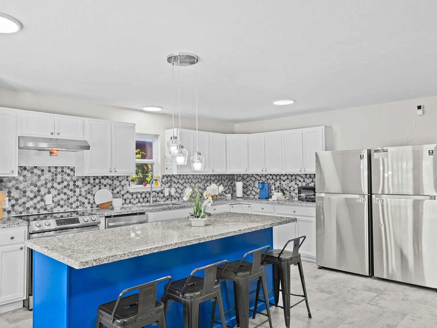 4 bed, 3.0 bath, 1728 sqft, $797 — Photo 4
