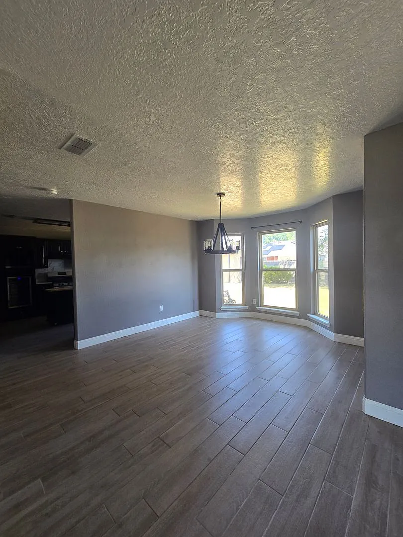 231 Olive Dr Clovis NM — Photo 3