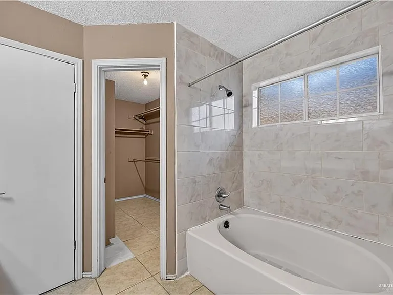 1912 Lark Ave — Photo 11