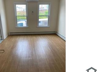 912 E Main St #2, Stamford, CT 06902