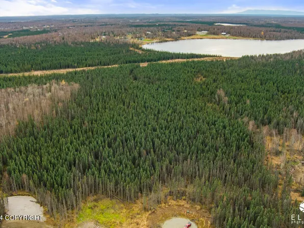 4534 N Edenfield Rd, Wasilla, AK 99623