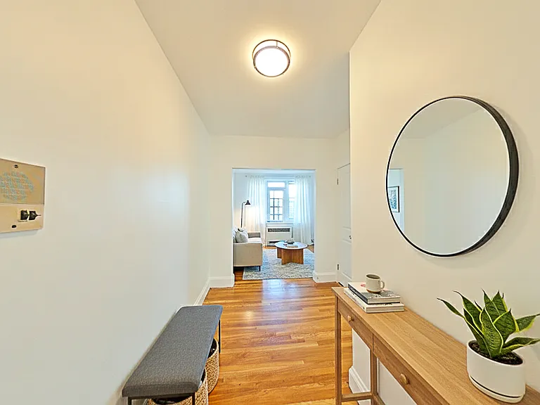 2031 Commonwealth Ave #16 — Photo 7