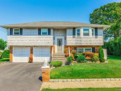 754 Halsey Place, Lindenhurst, NY, 11757