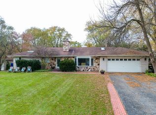 404 Hillcrest Dr, Prospect Heights, IL 60070