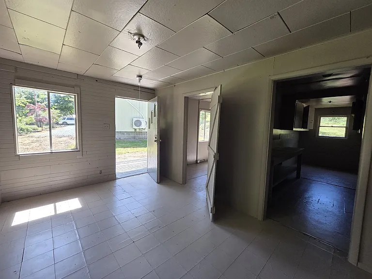 3950 Shoestring Rd — Photo 23