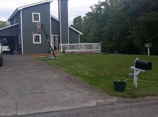 108 High Oak Ct, Pinnacle, NC 27043