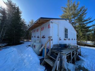 51 Pond Rd, Bradford, ME 04410