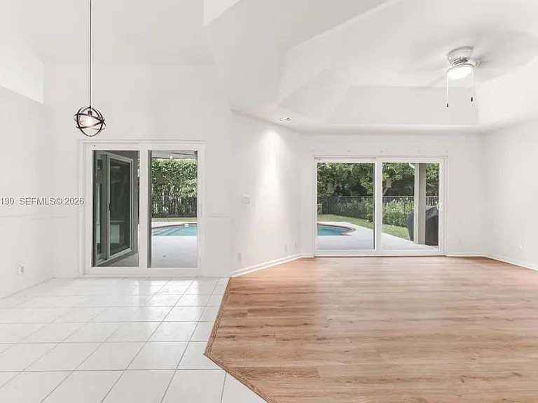814 Heron Rd — Photo 12