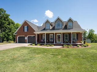 321 Christian Ave, Church Hill, TN 37642