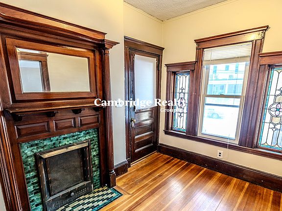 4th image of 41 Paulina St #1T