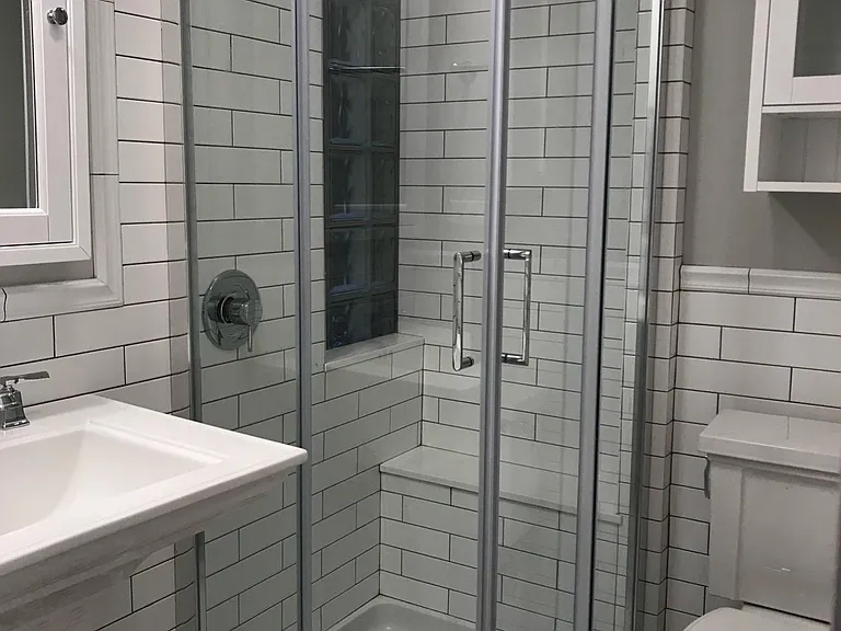 1748 N Wolcott Ave #G — Photo 11