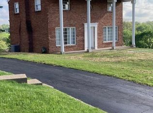 1551 Barnes Ave, South Park, PA 15129