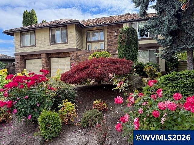 1st image of 1344 Regency Dr