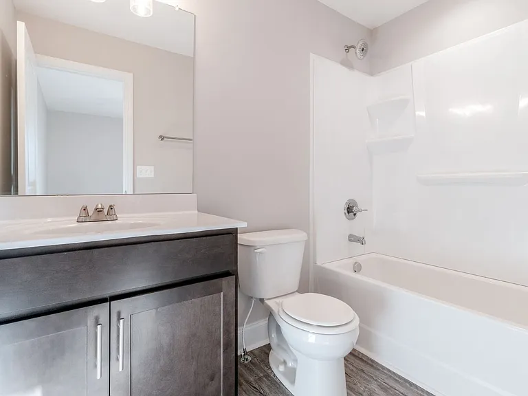 1000 Henry Place Blvd #101 — Photo 13