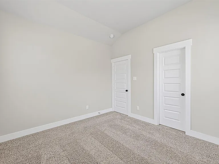 2216 Inglenook Grove Dr — Photo 41