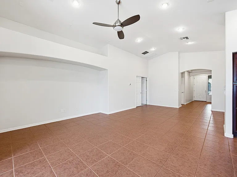 4309 W Heyerdahl Dr — Photo 5