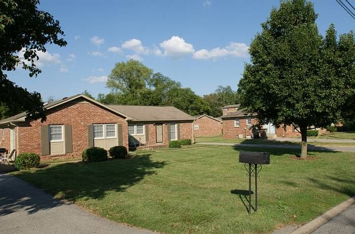 Neighborhood-like area!