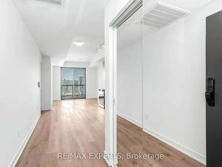 2075 Lakeshore Rd #910 — Photo 8