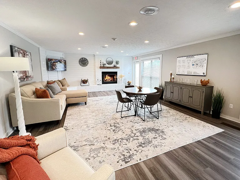 Deercross Apartments — Photo 25