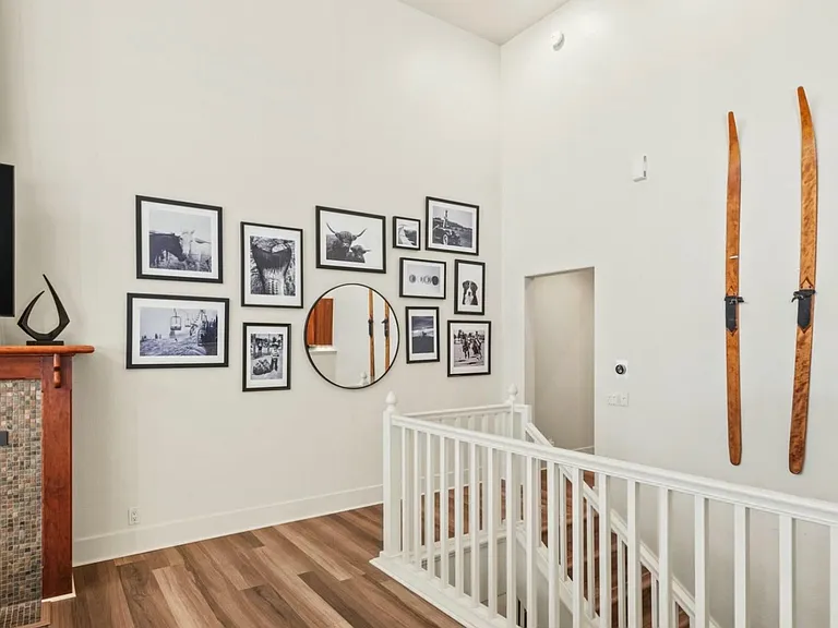536 Evans Ct — Photo 20