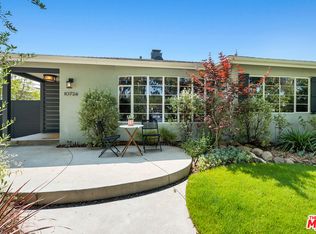 10724 Braddock Dr, Culver City, CA 90230