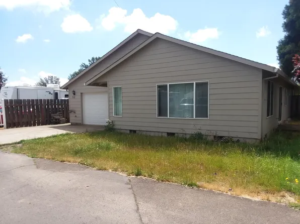 511 2nd St, Dayton, OR 97114