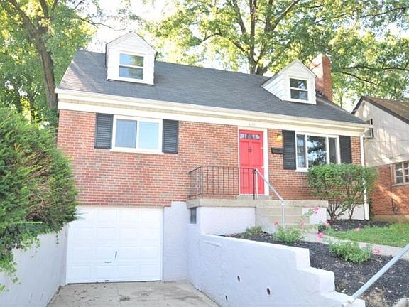 2nd image of 6117 W Fordham Pl