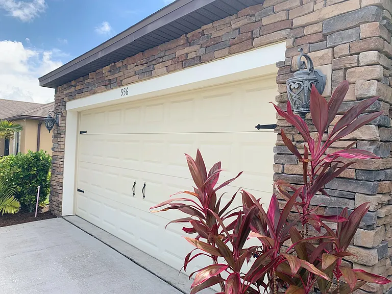 936 Sangria Cir — Photo 6