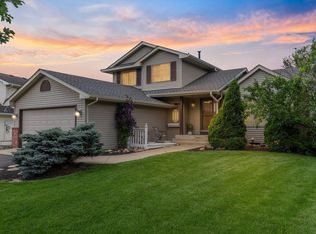 9592 77th St S, Cottage Grove, MN 55016